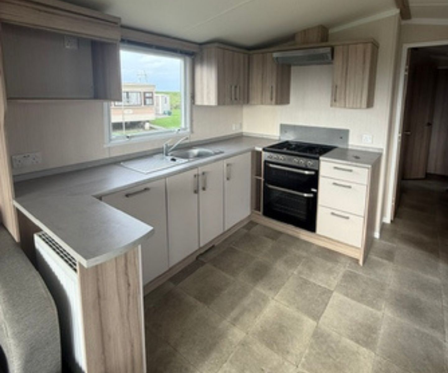 2022 Swift Loire 28' X 12' 3 Bedroom