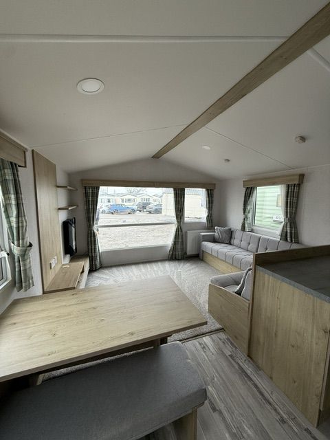 2019 Atlas Mirage 28' X 12' 2 Bedroom